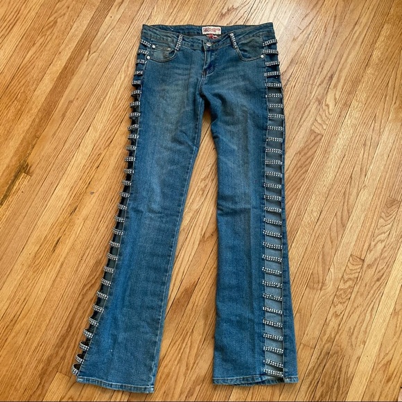 Platinum Plus Rhinestone Jean - Picture 4 of 9